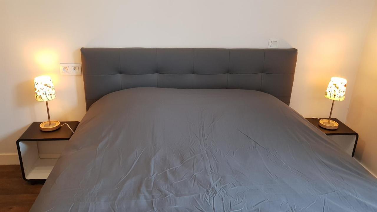 Au Pigeon Blanc Hotell Andouillé Exteriör bild